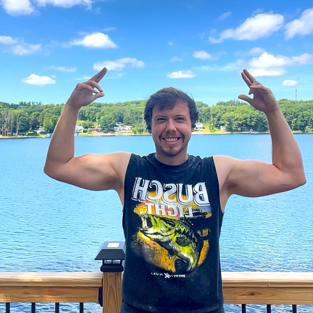 Meet your Posher, Casey